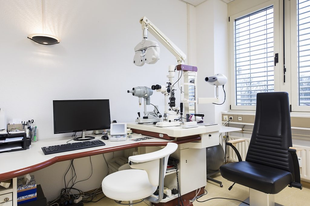 Behandlungszimmer bei Augenärztin Koulen (Fotograf: Markus Palzer)